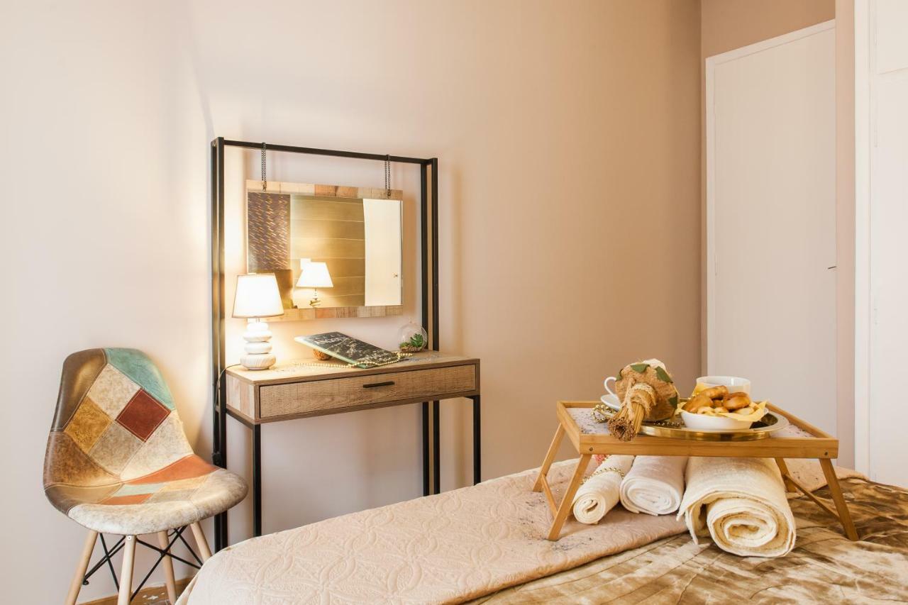 Cozy, Central, Safe Double In Apartment, Close To Acropolis